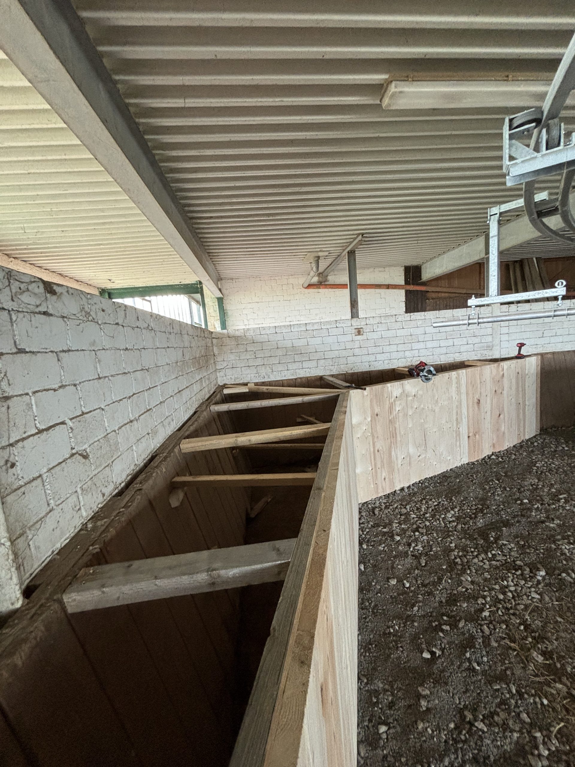 24-10-26 16-02-03 4725