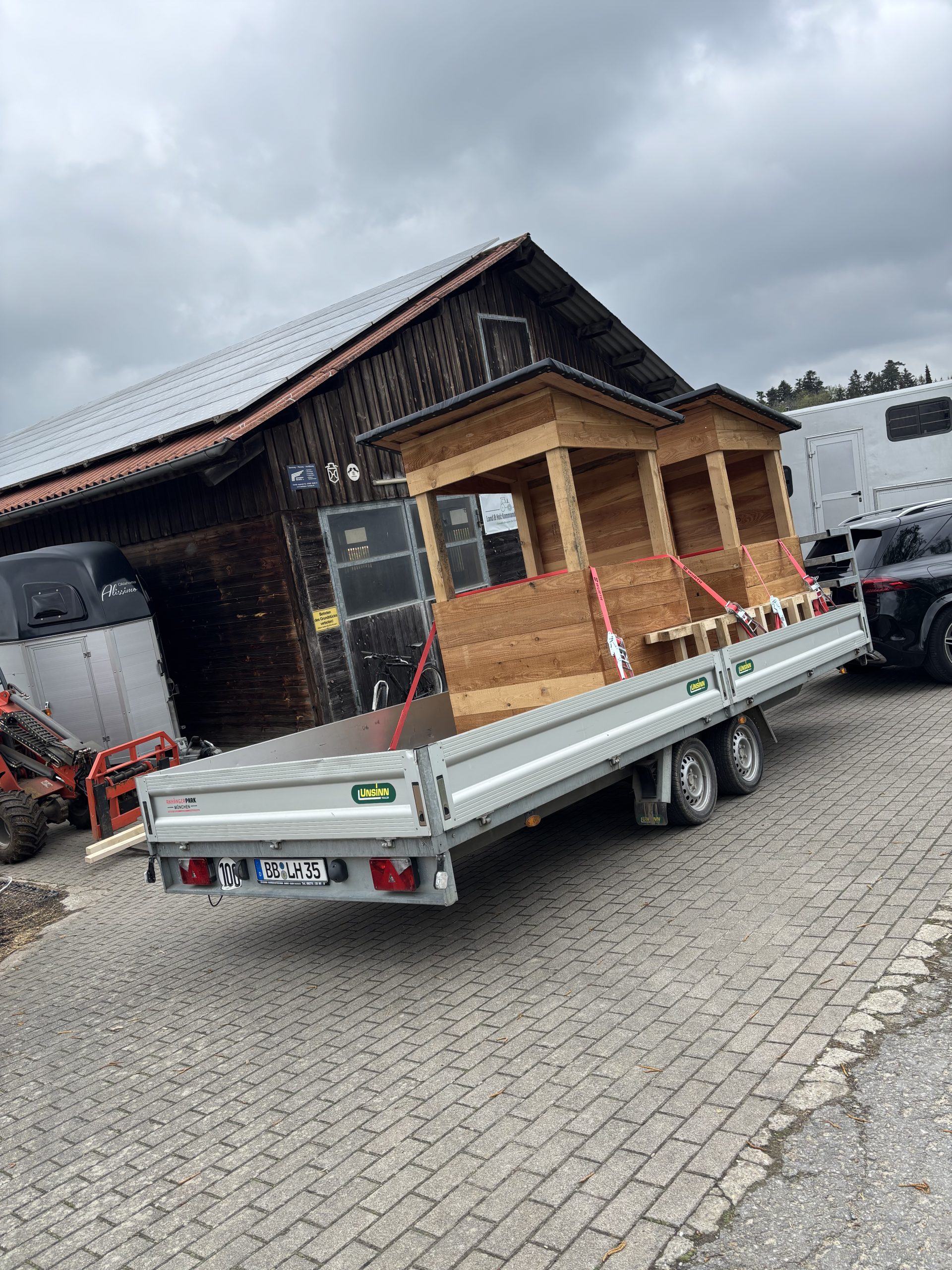 25-04-26 13-52-22 5889