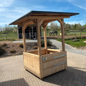 Heuraufe überdacht für Rundballen Pferde Kühe Schafe